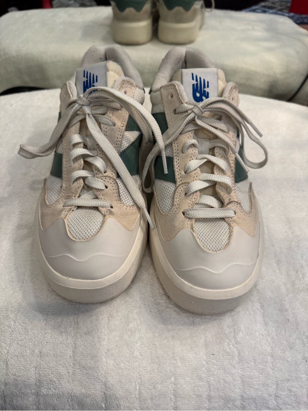 New Balance Women’s Cream & Green Retro Runner Sneakers